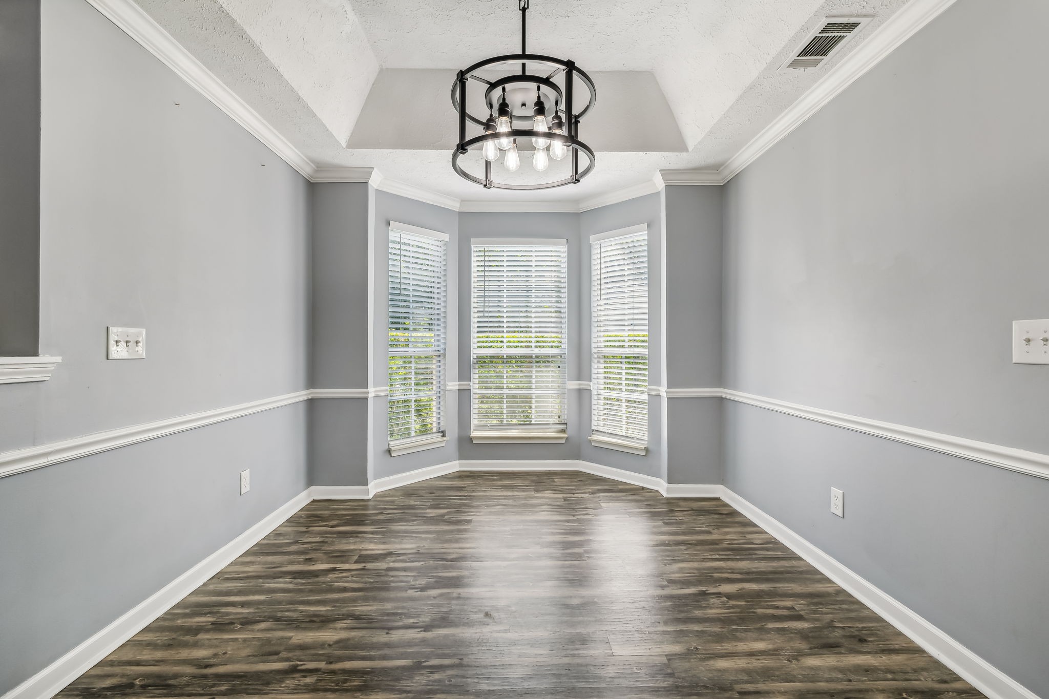 904 Split Oak Dr