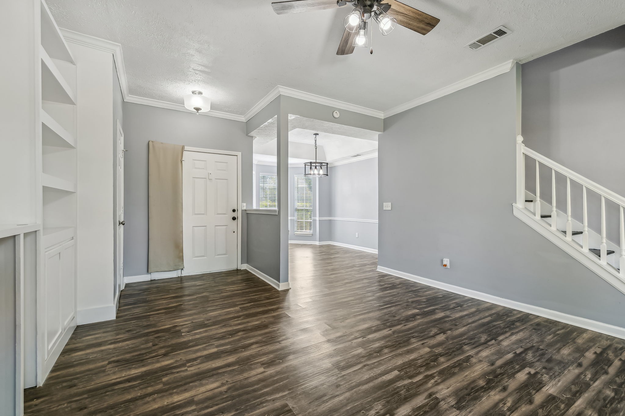 904 Split Oak Dr