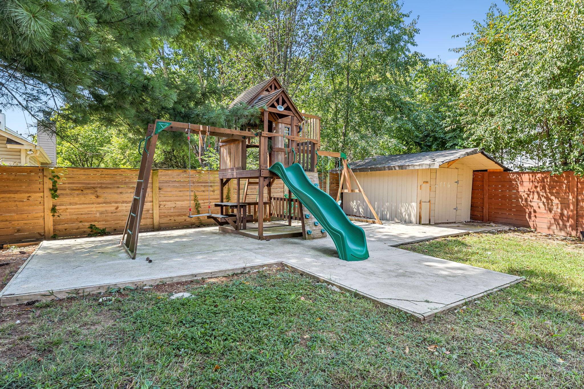904 Split Oak Dr