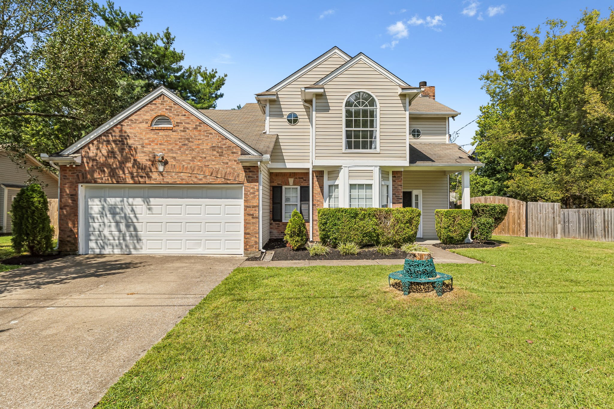 904 Split Oak Dr