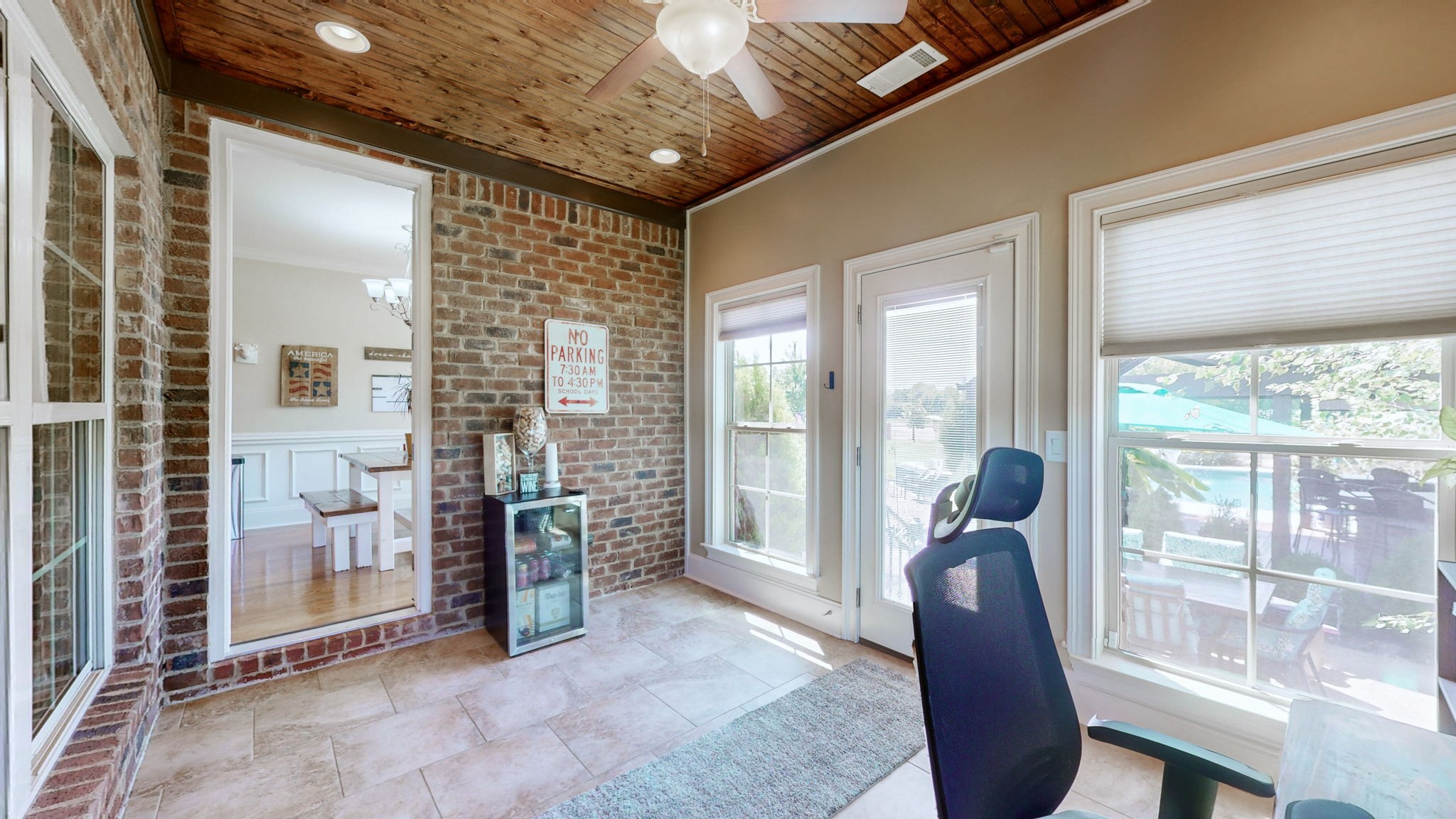202 Bryson Pl