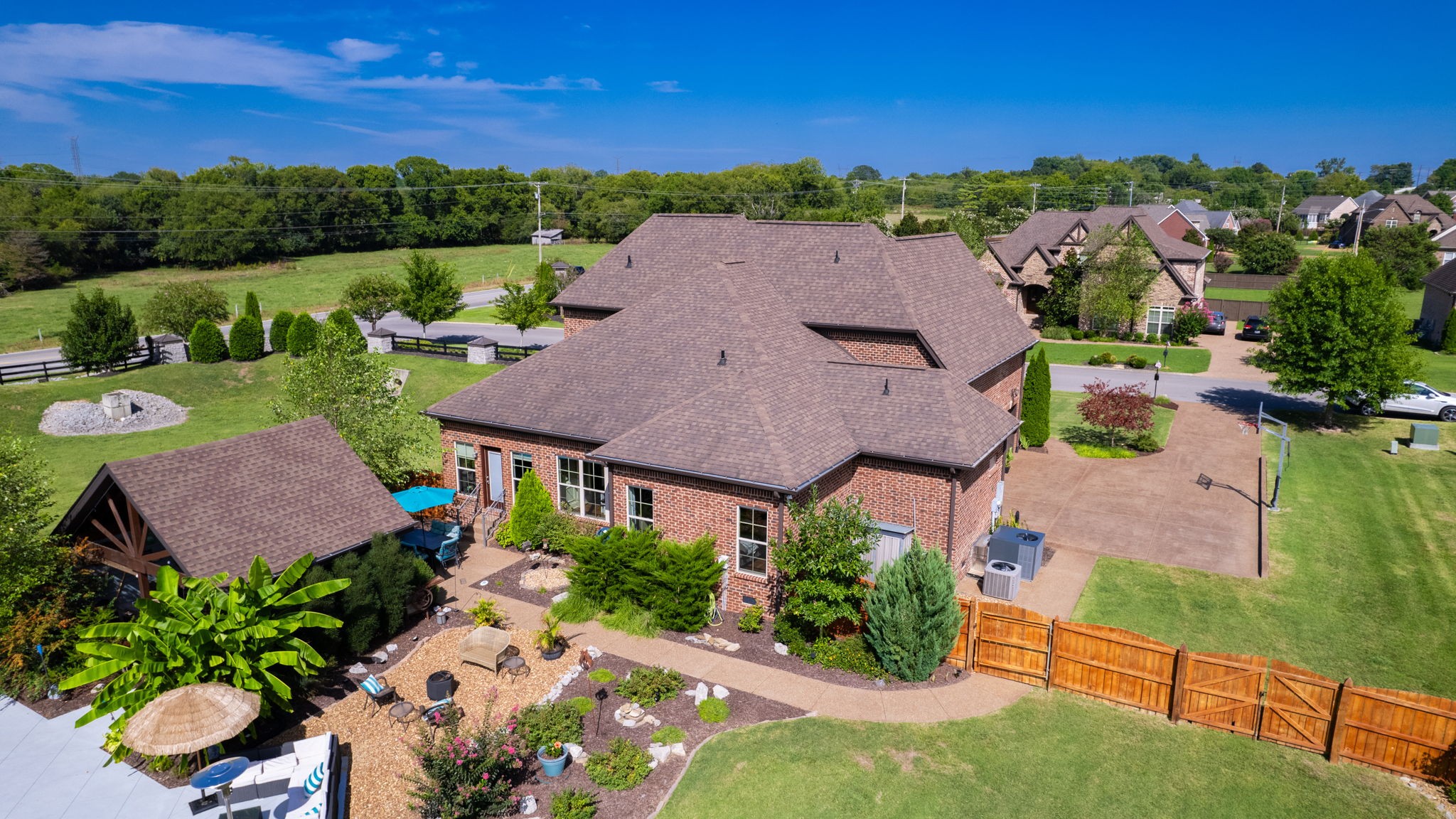 202 Bryson Pl