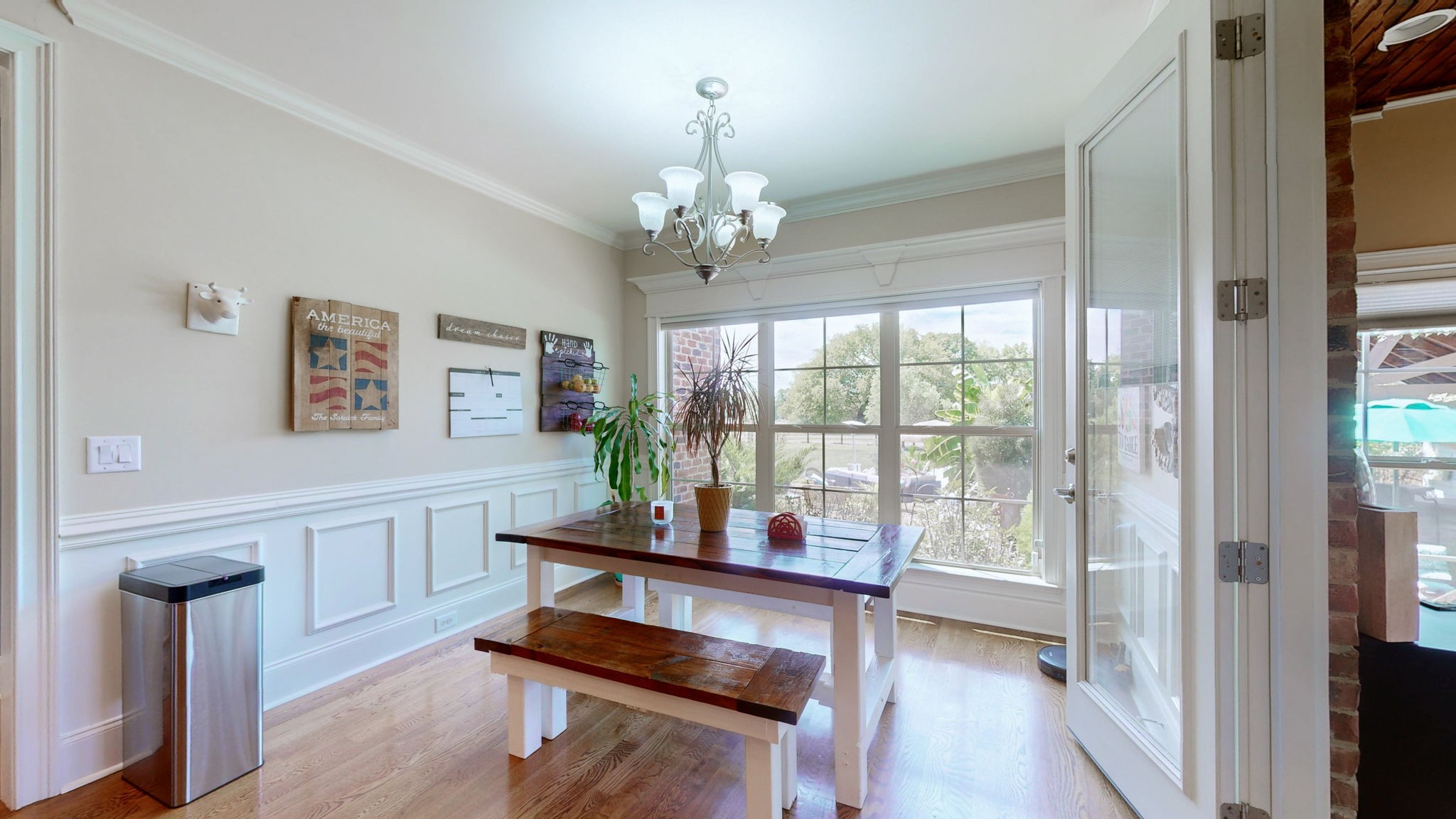 202 Bryson Pl