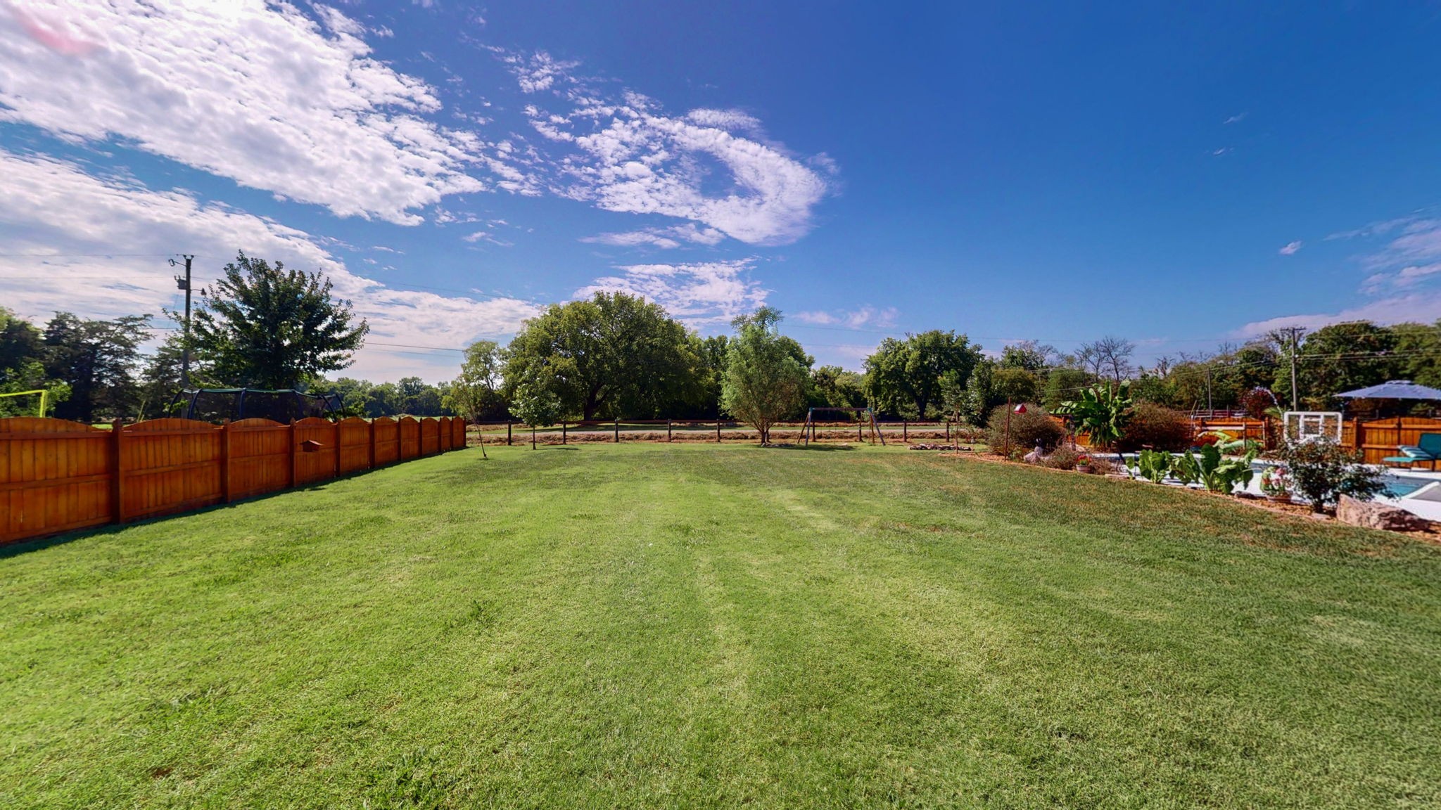 202 Bryson Pl