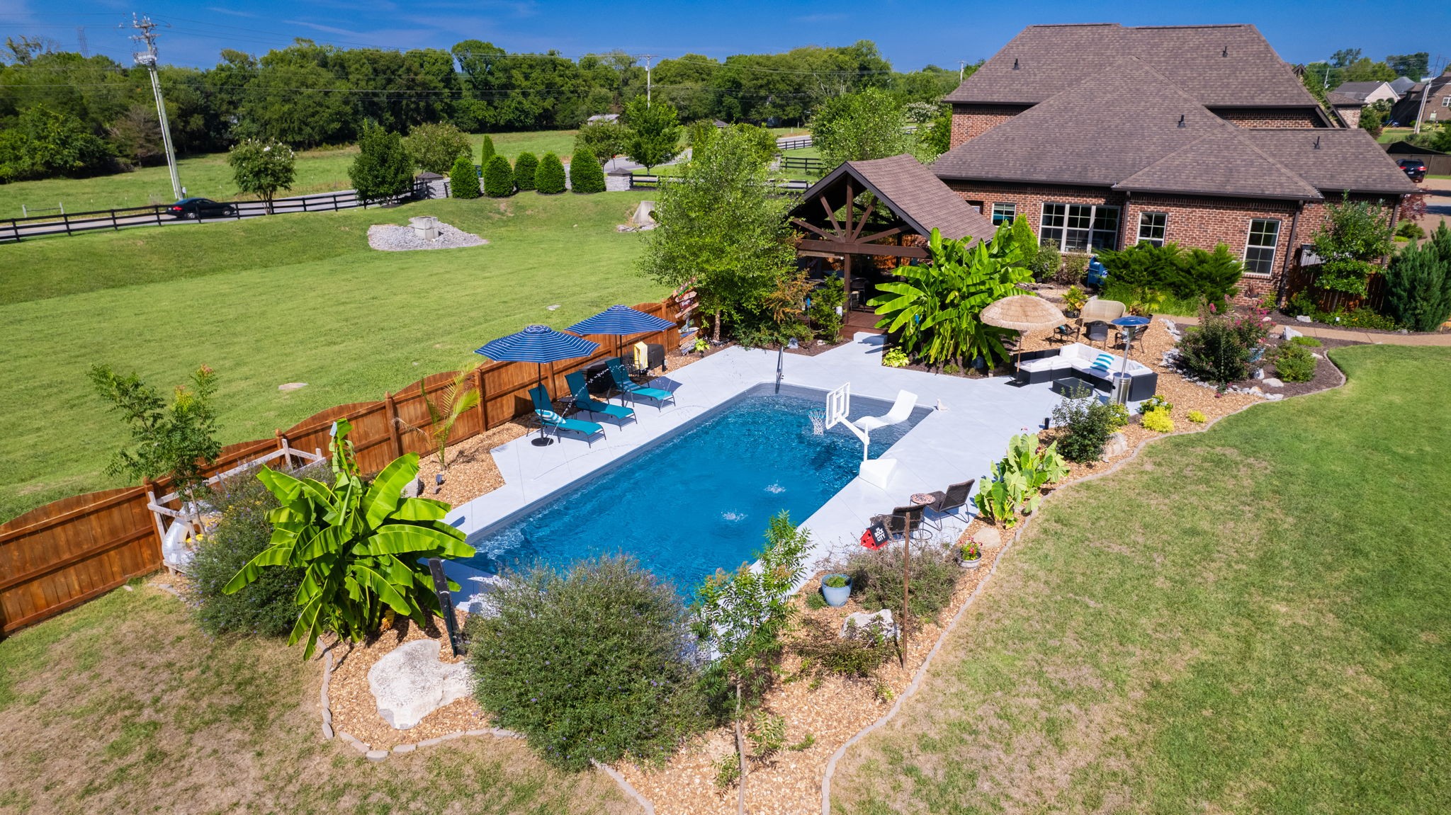 202 Bryson Pl