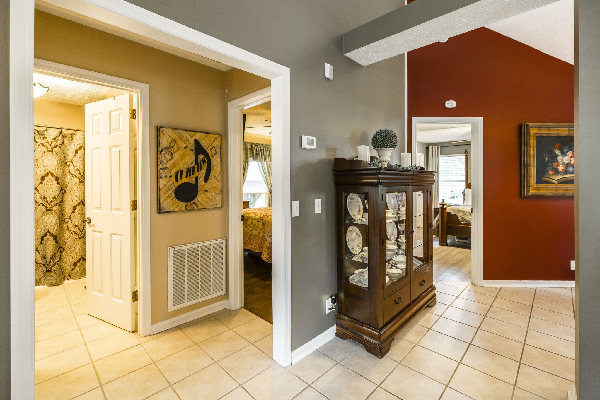 703 Cynthia Ct