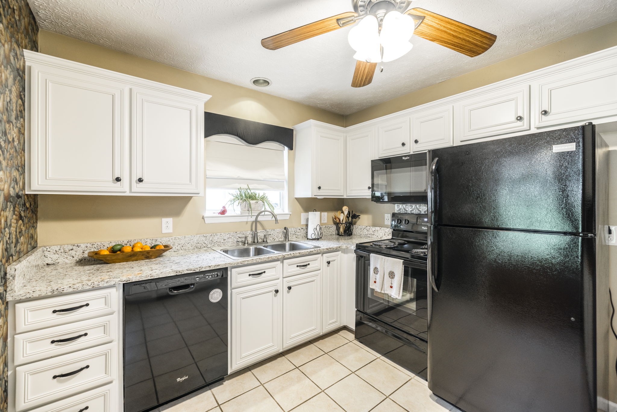 703 Cynthia Ct