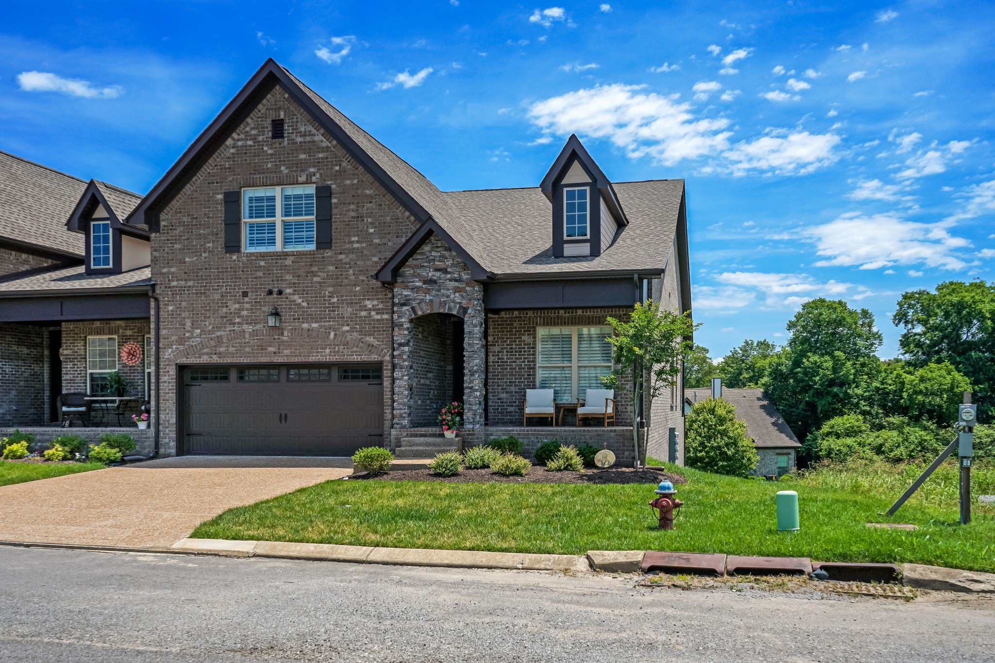 172 Village Cir
