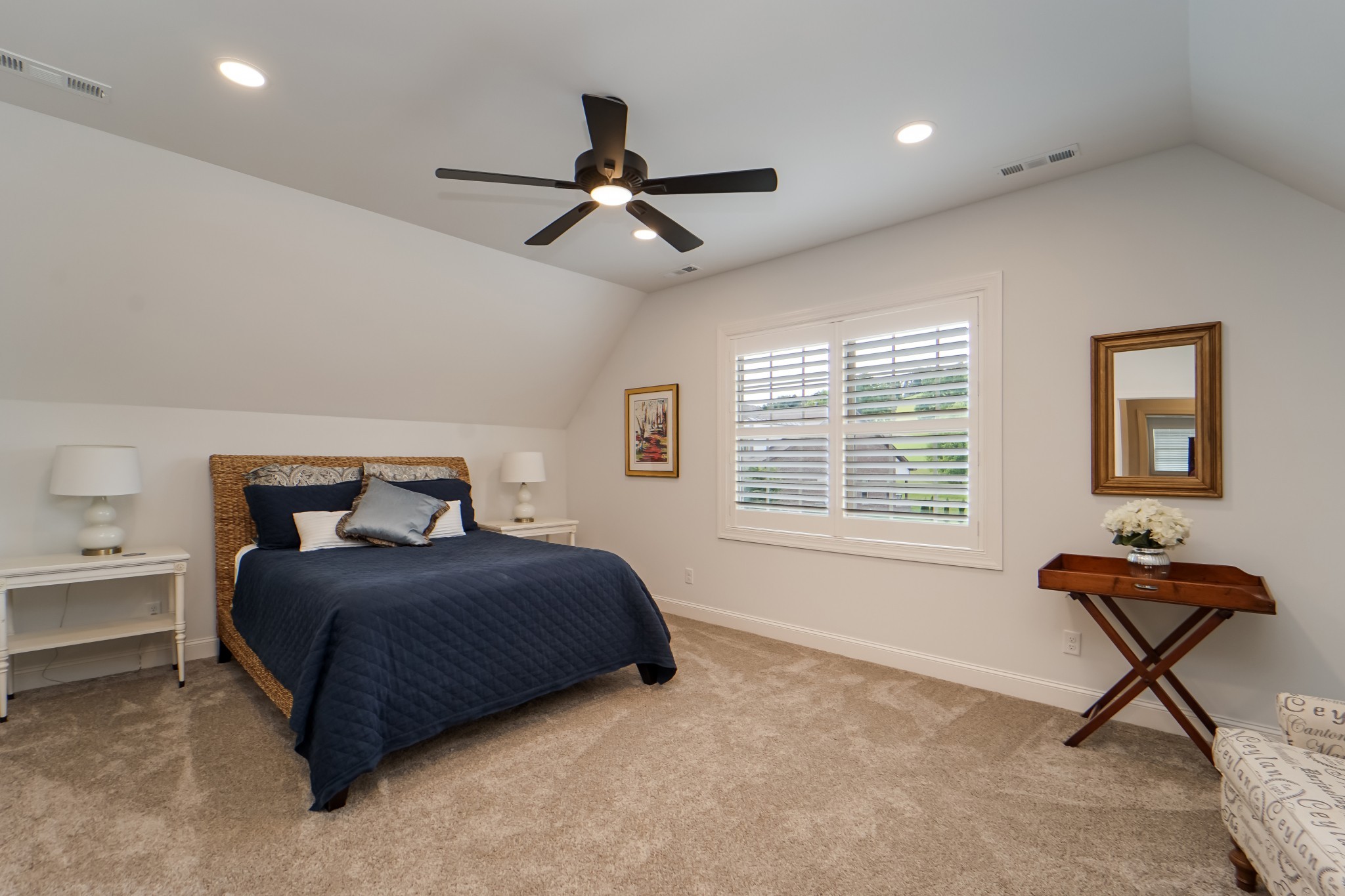 172 Village Cir