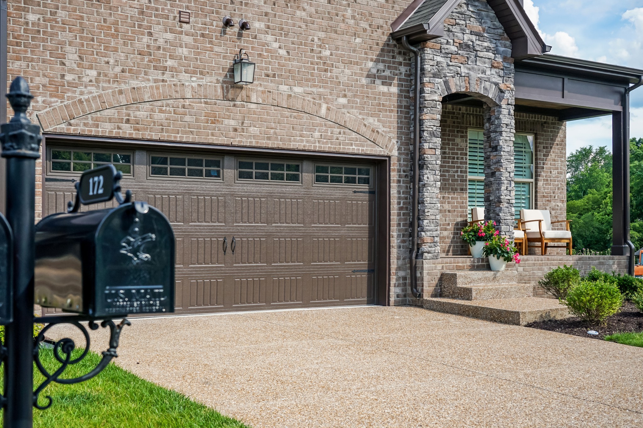 172 Village Cir