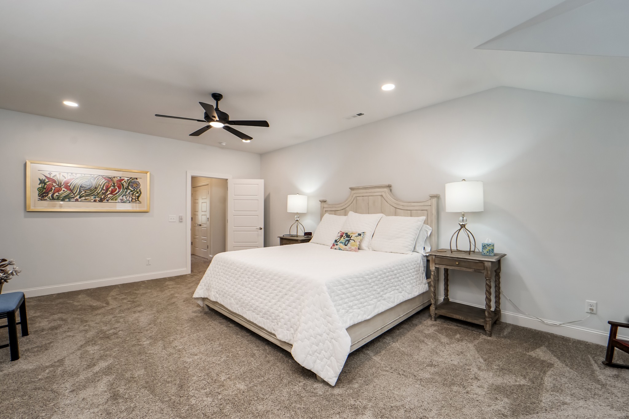 172 Village Cir