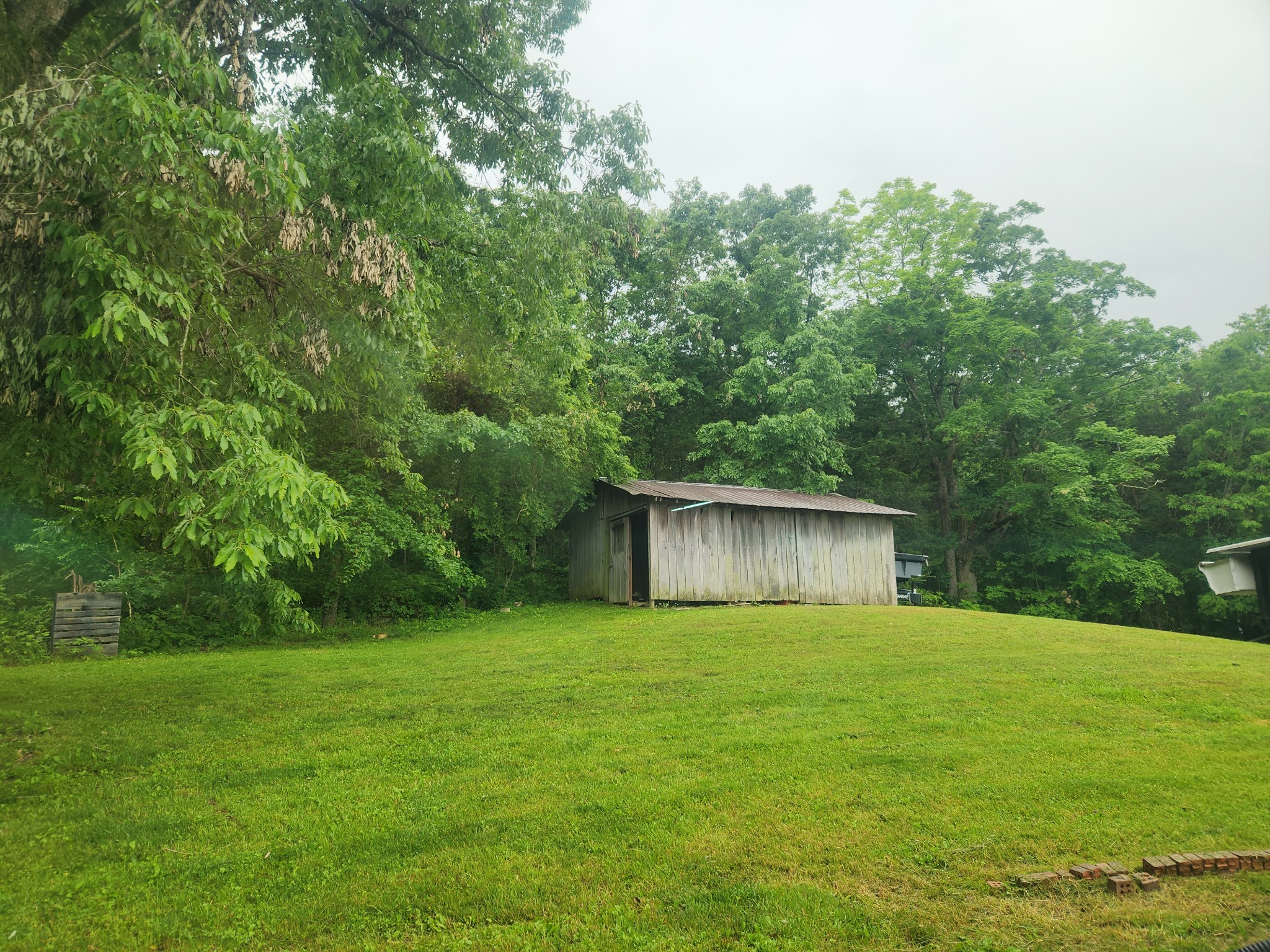 98 Rogers Ln