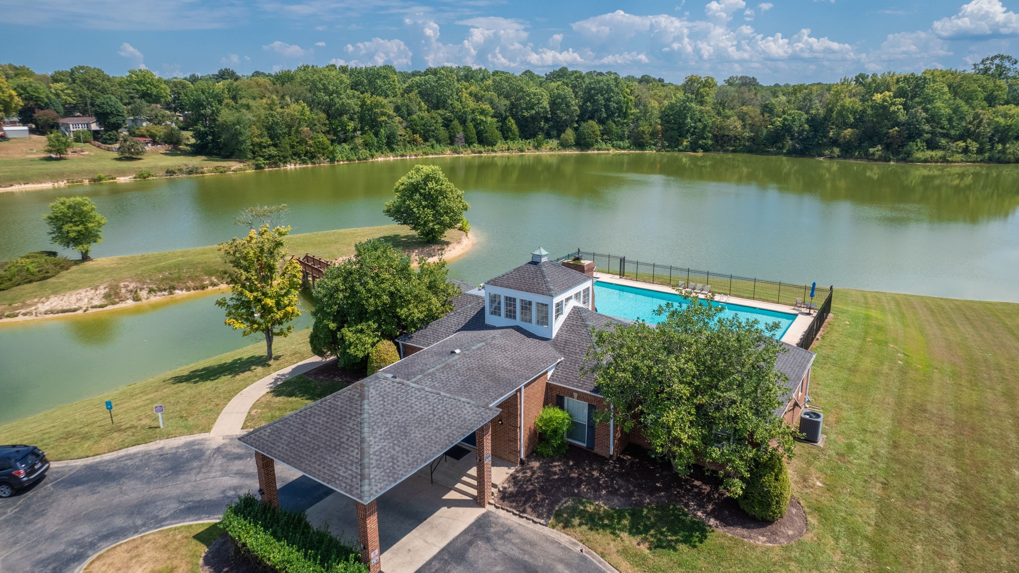 2517 Park Green Ln