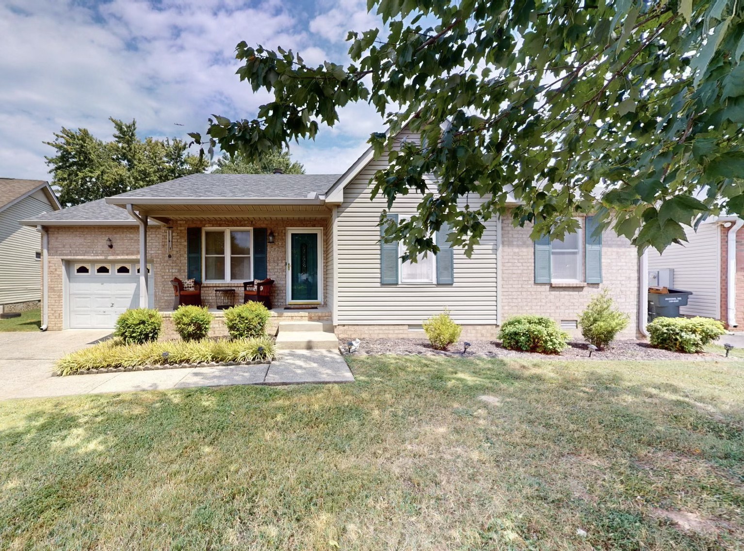 2517 Park Green Ln