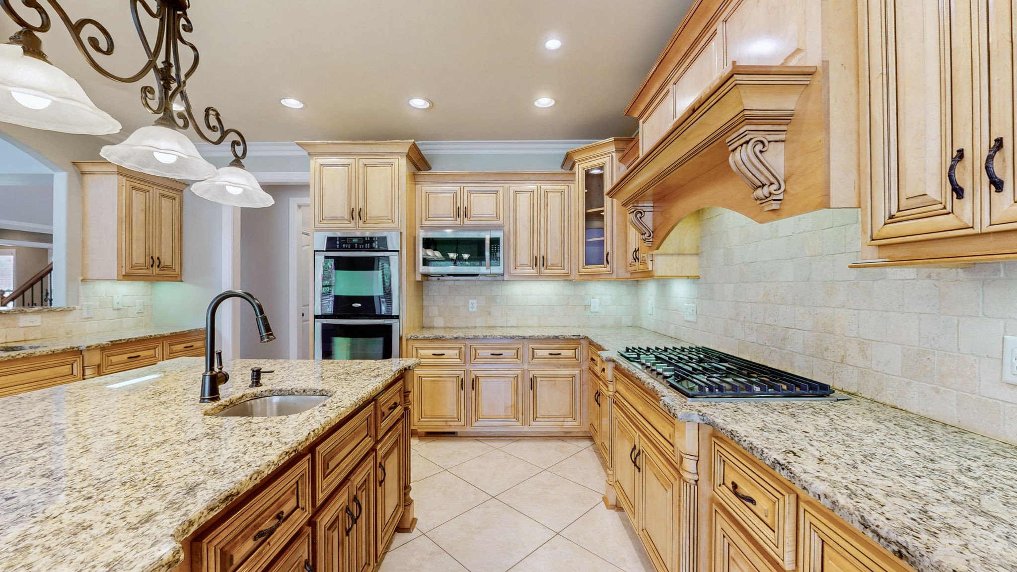 2218 Ewing Dr