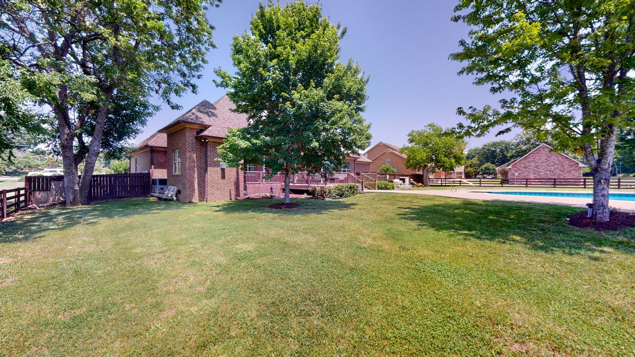 2218 Ewing Dr