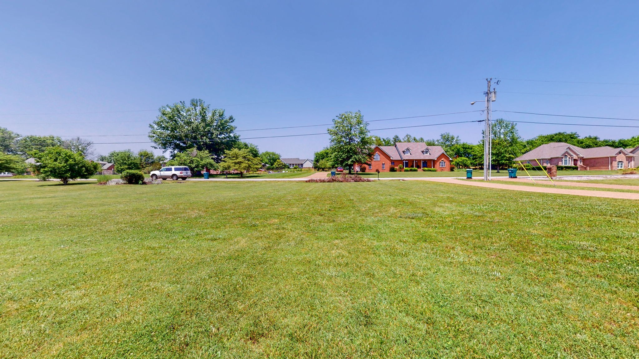 2218 Ewing Dr