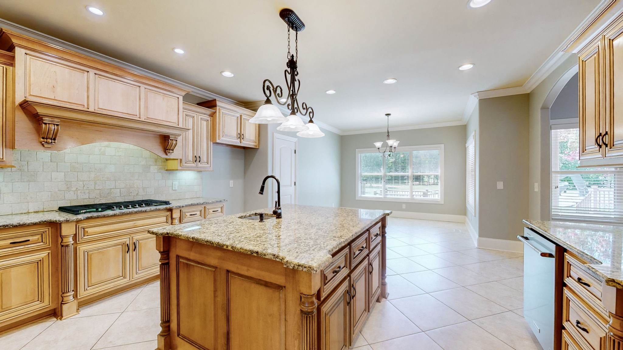 2218 Ewing Dr