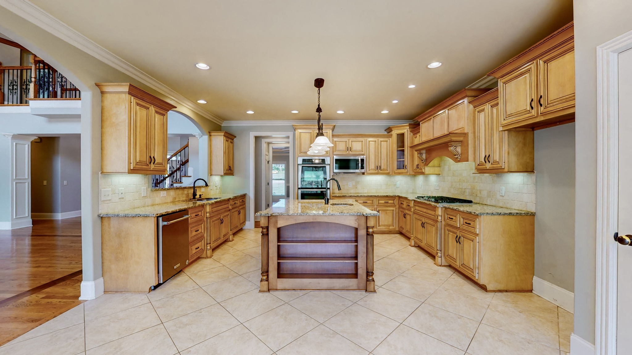 2218 Ewing Dr