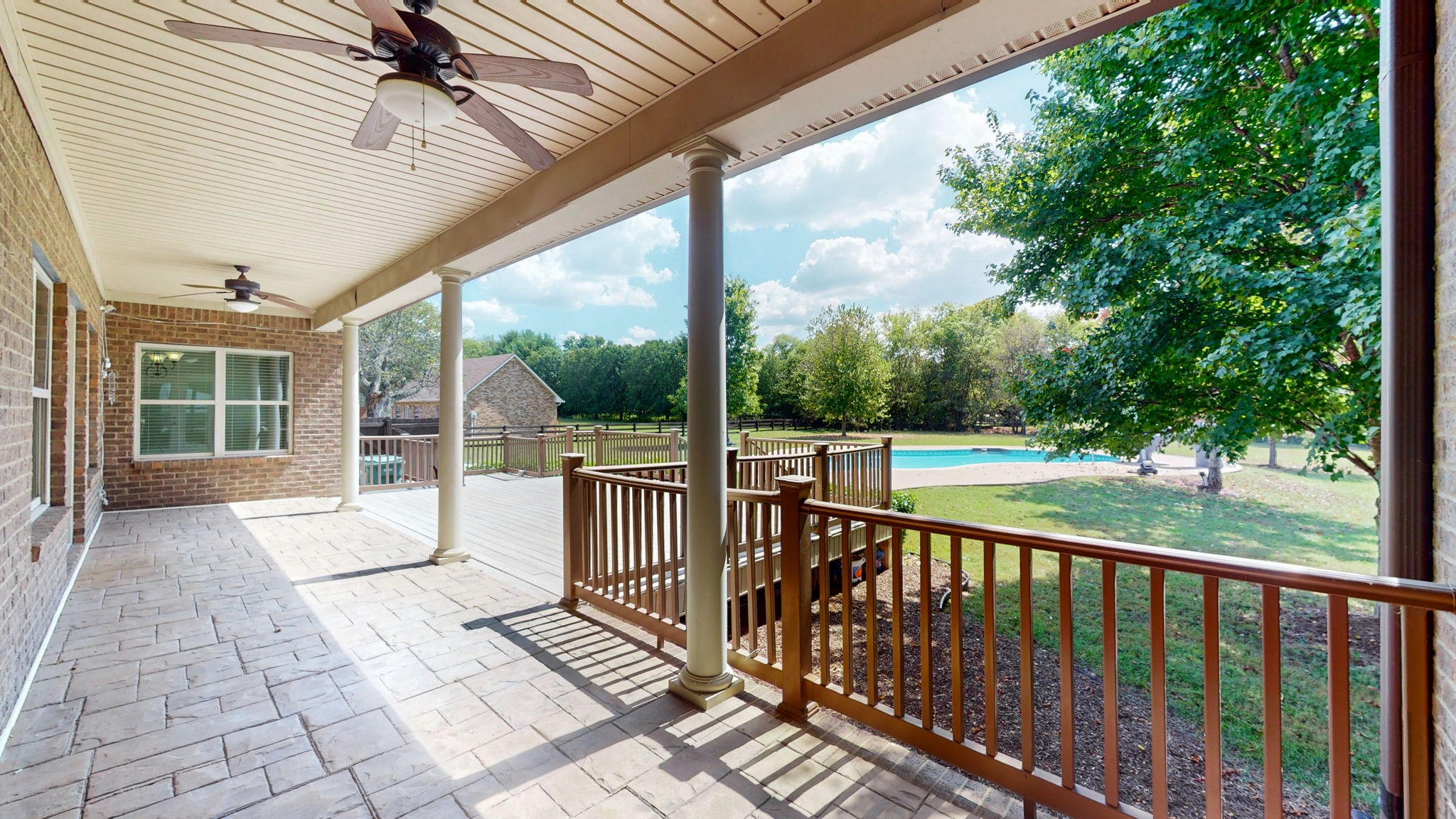 2218 Ewing Dr