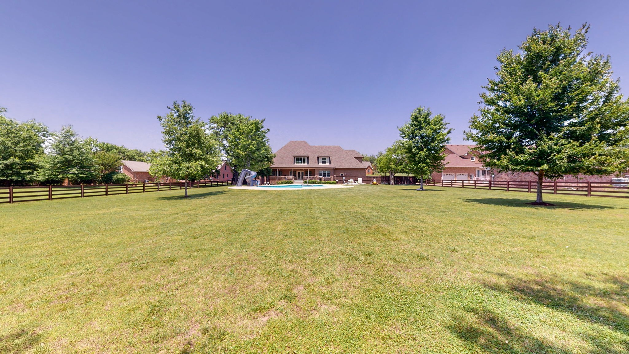 2218 Ewing Dr