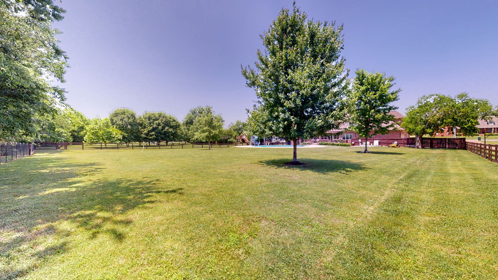 2218 Ewing Dr
