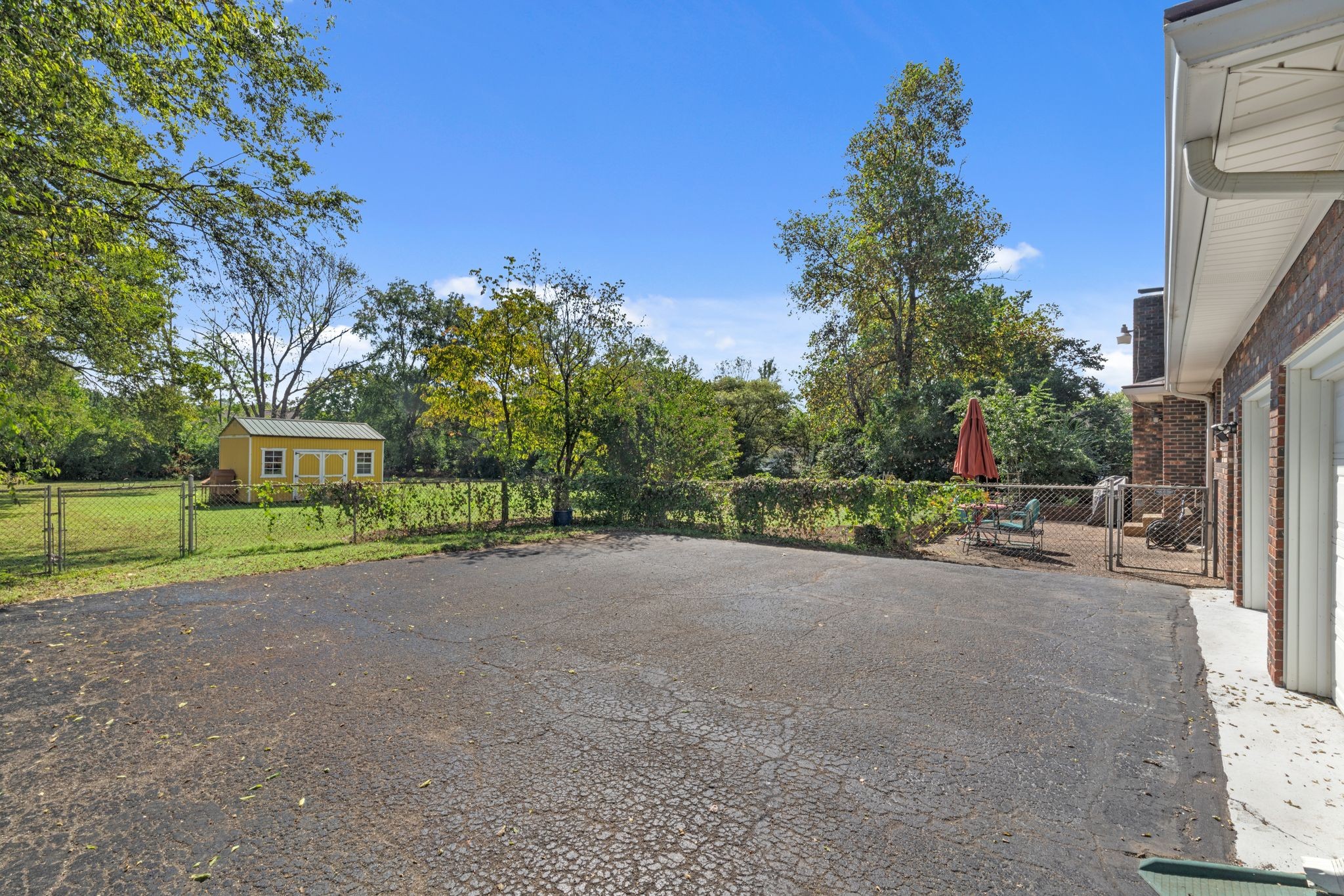 850 Moreland Dr