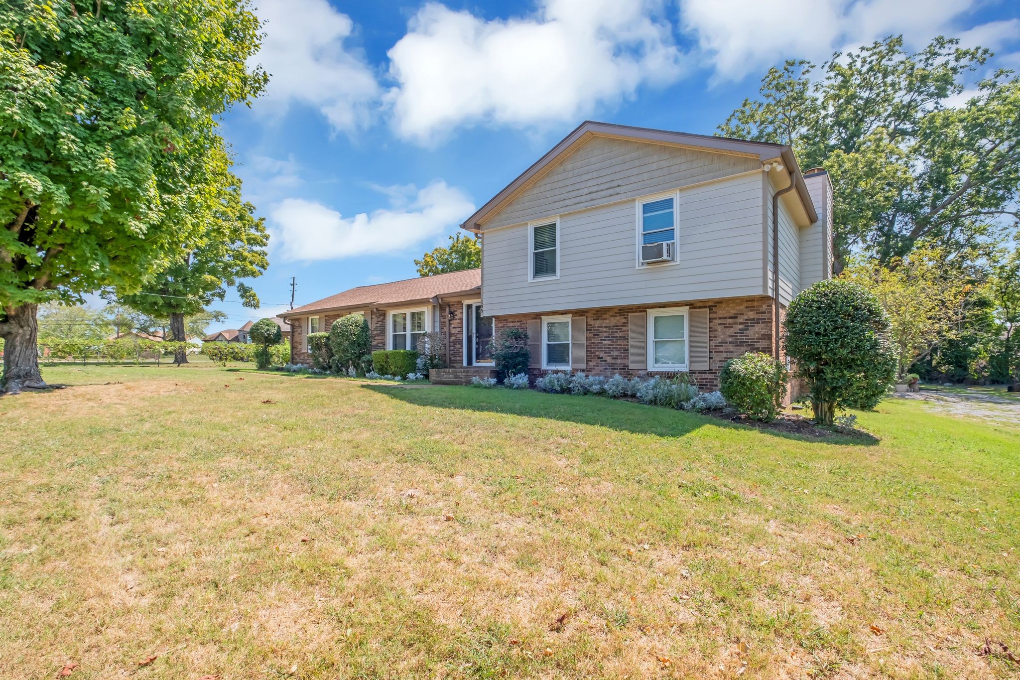 105 Downwind Ct