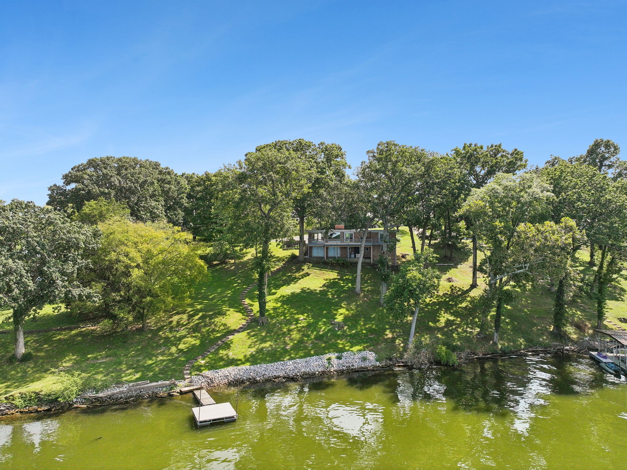 381 Green Harbor Rd