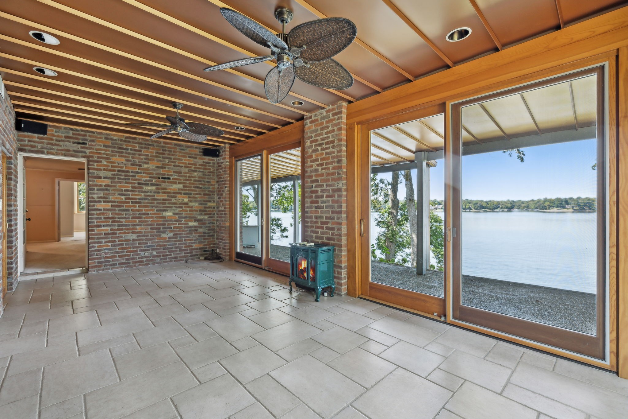 381 Green Harbor Rd