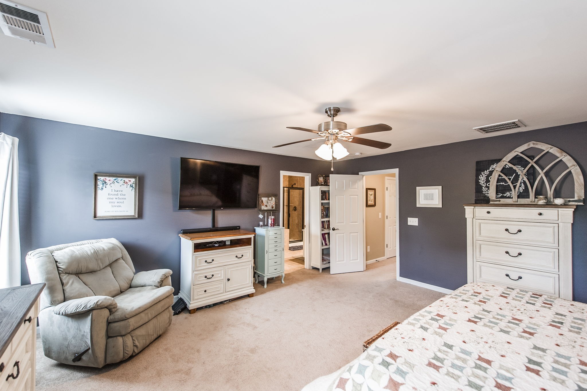 529 Rock Island Way