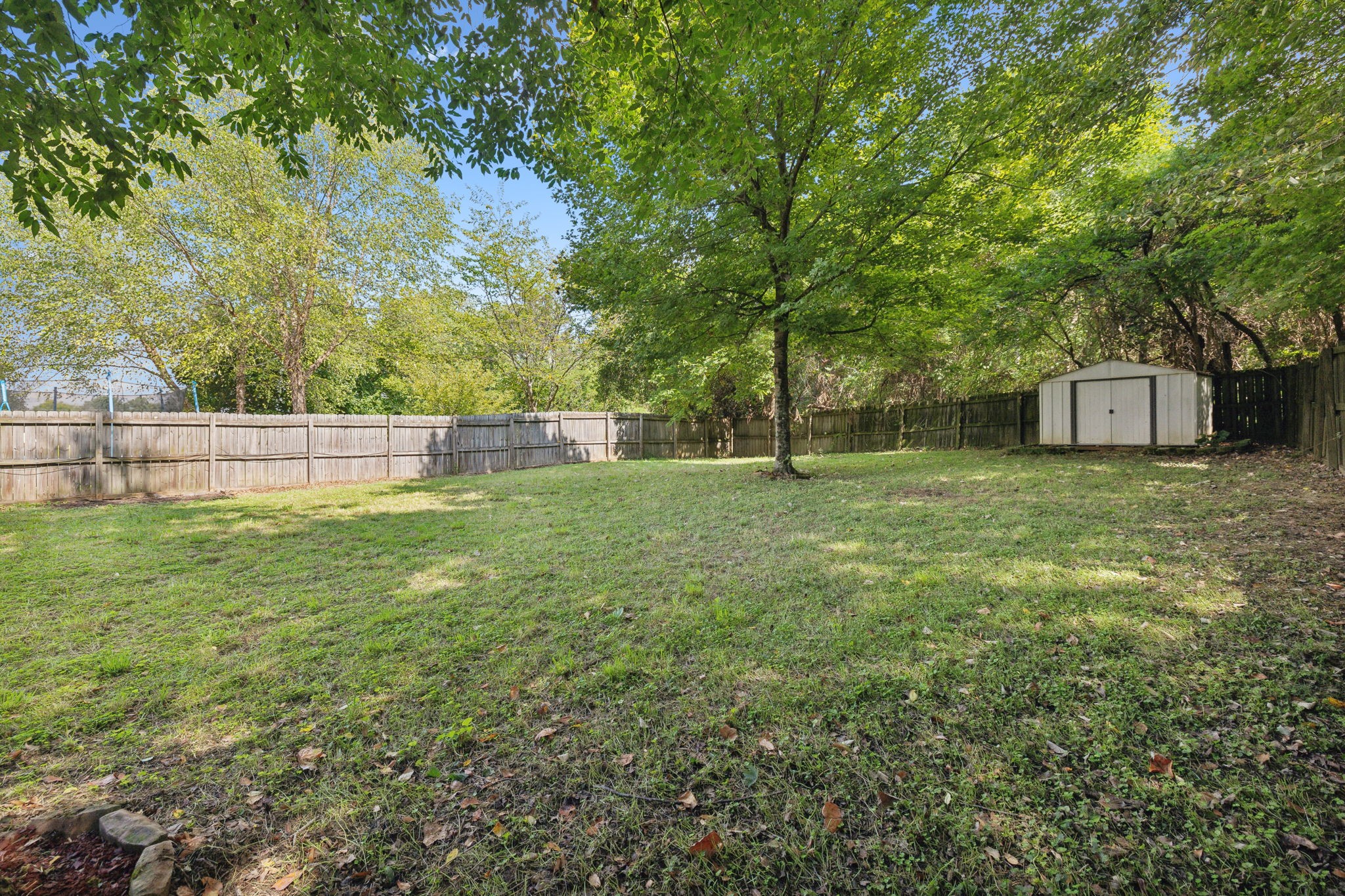 1585 Hedgewood Rd