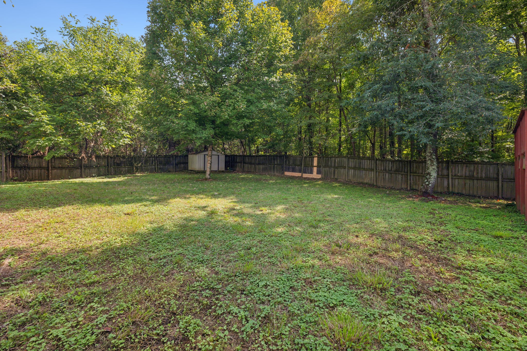 1585 Hedgewood Rd