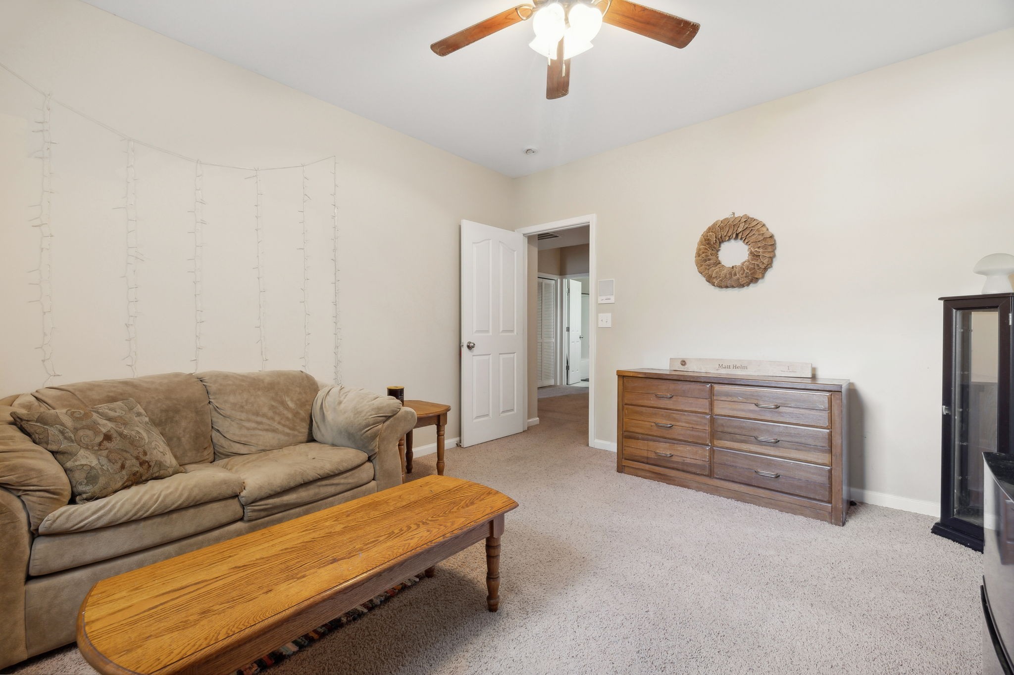 1585 Hedgewood Rd