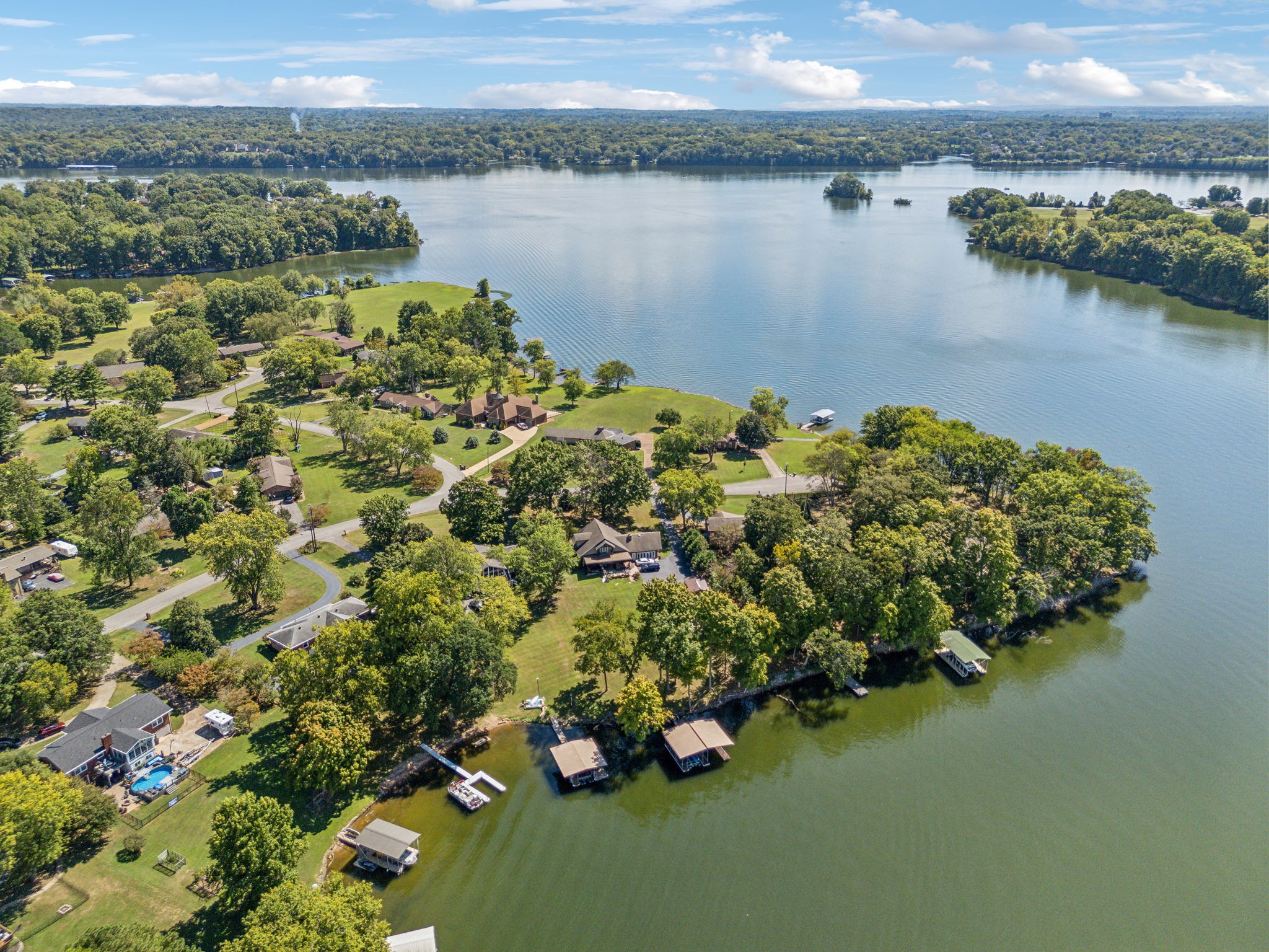 292 Lake Terrace Dr