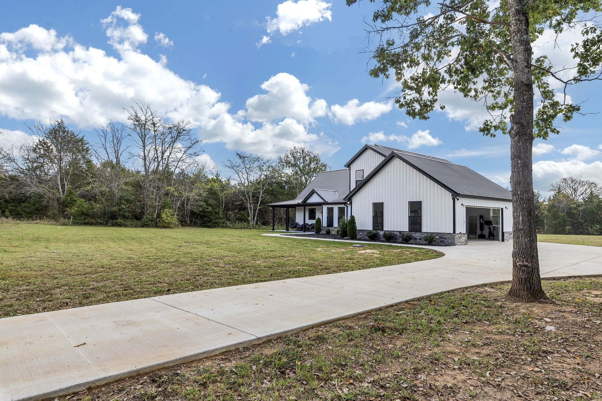 3032 Vesta Rd