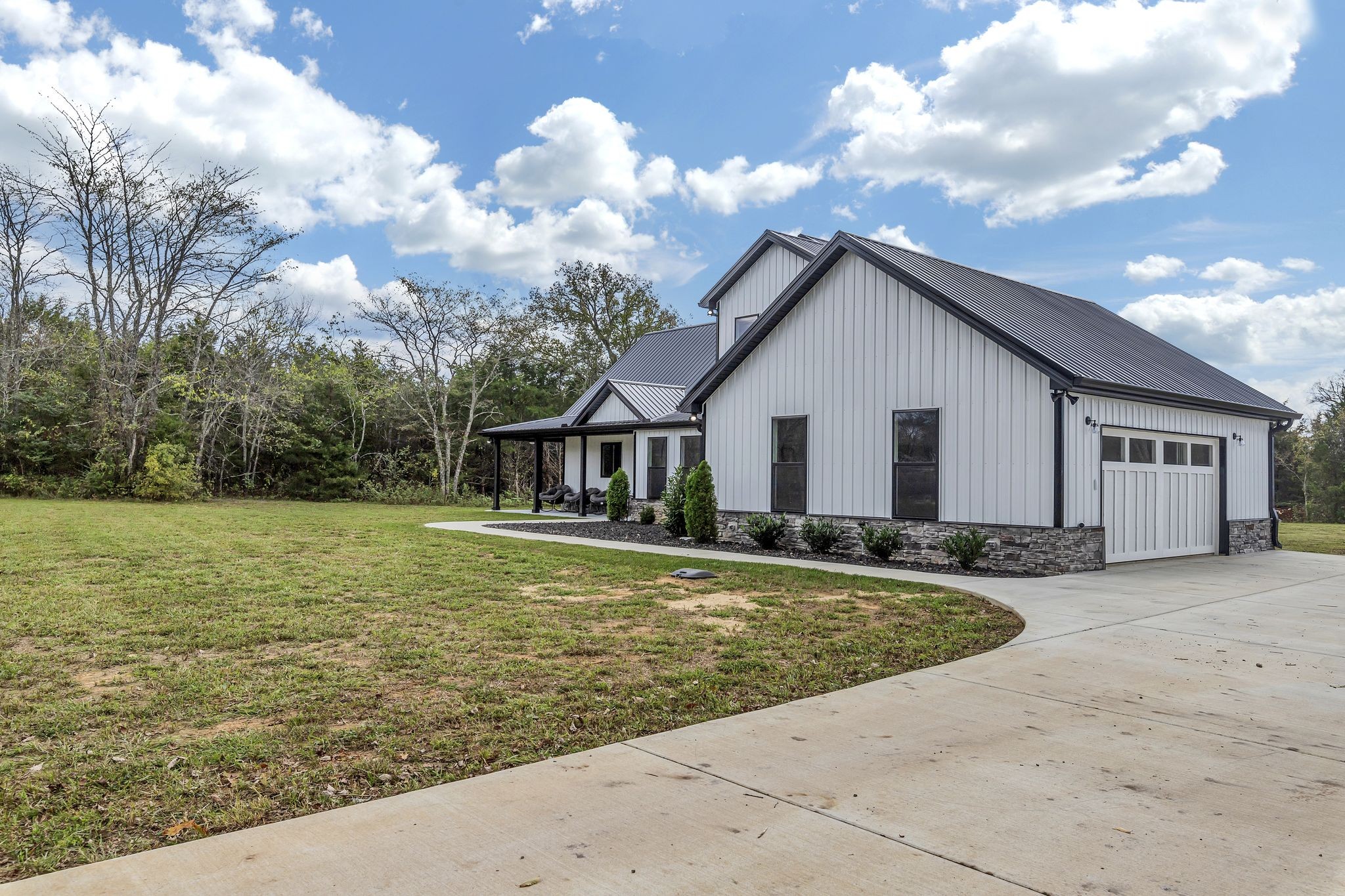 3032 Vesta Rd