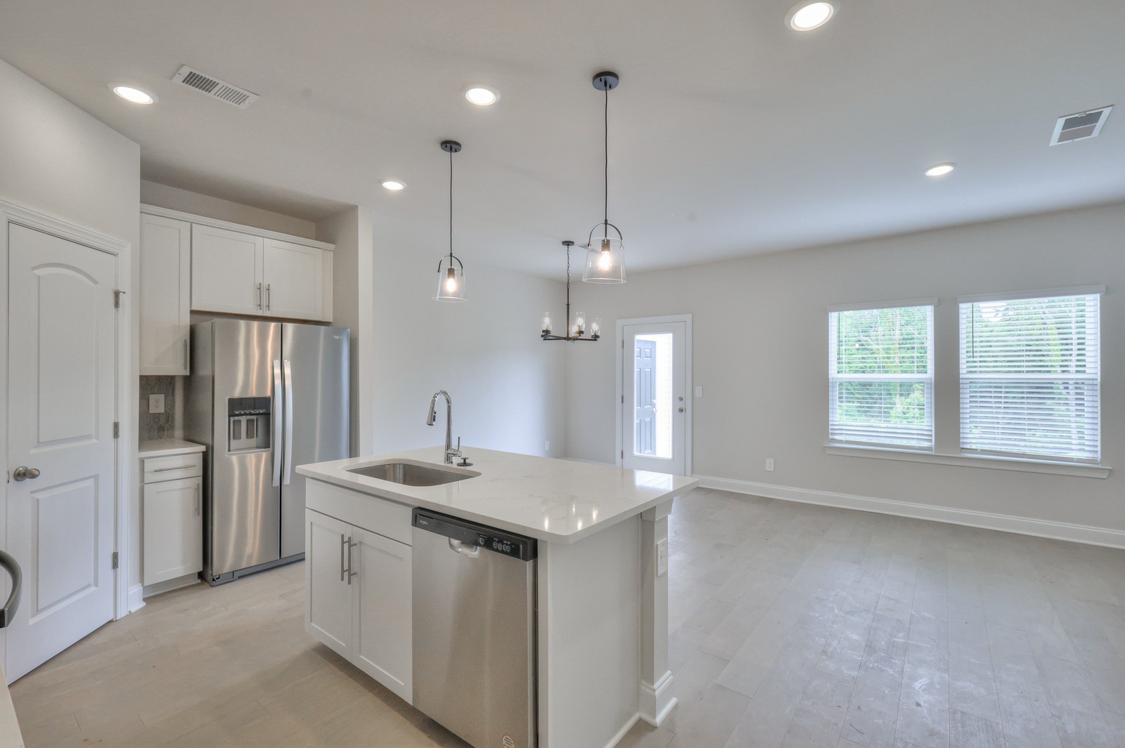 4612 Ridge Bend Dr