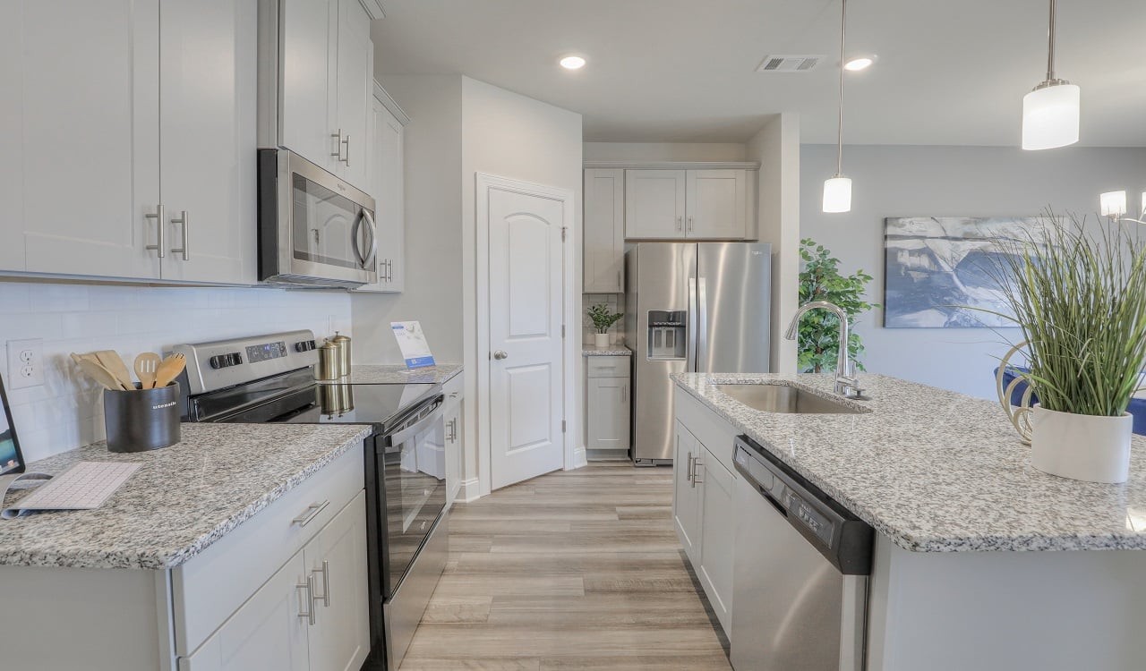 4612 Ridge Bend Dr