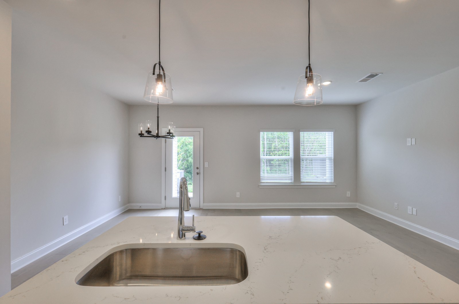4612 Ridge Bend Dr