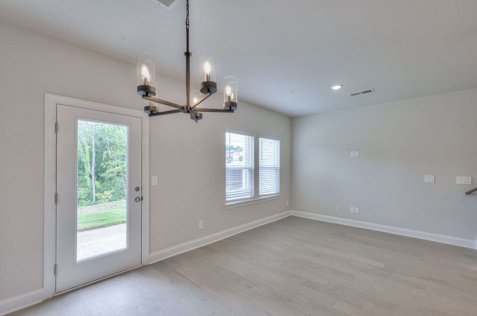 4612 Ridge Bend Dr