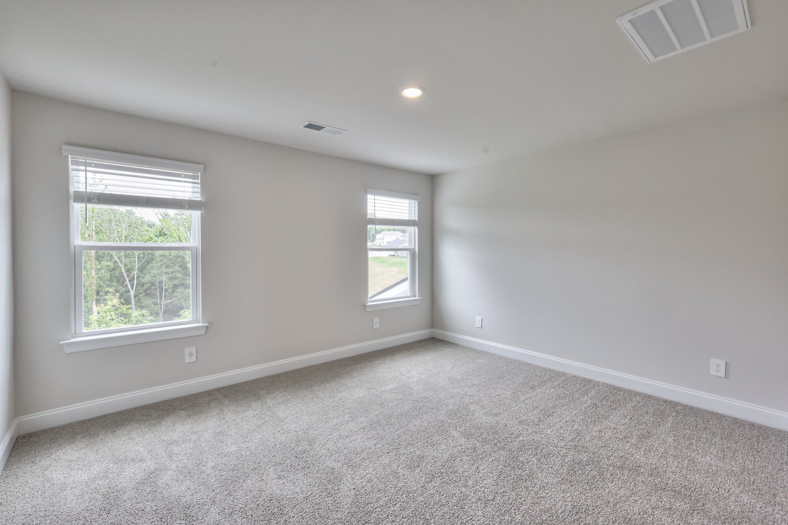 4612 Ridge Bend Dr