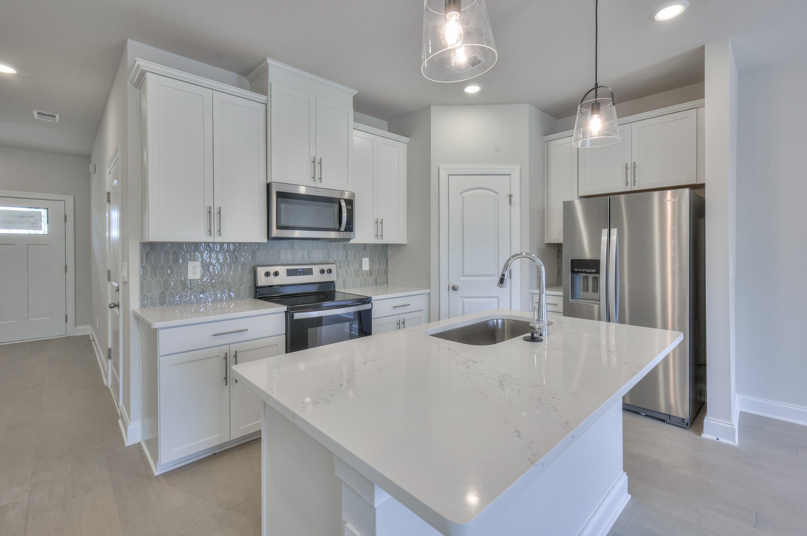 4612 Ridge Bend Dr