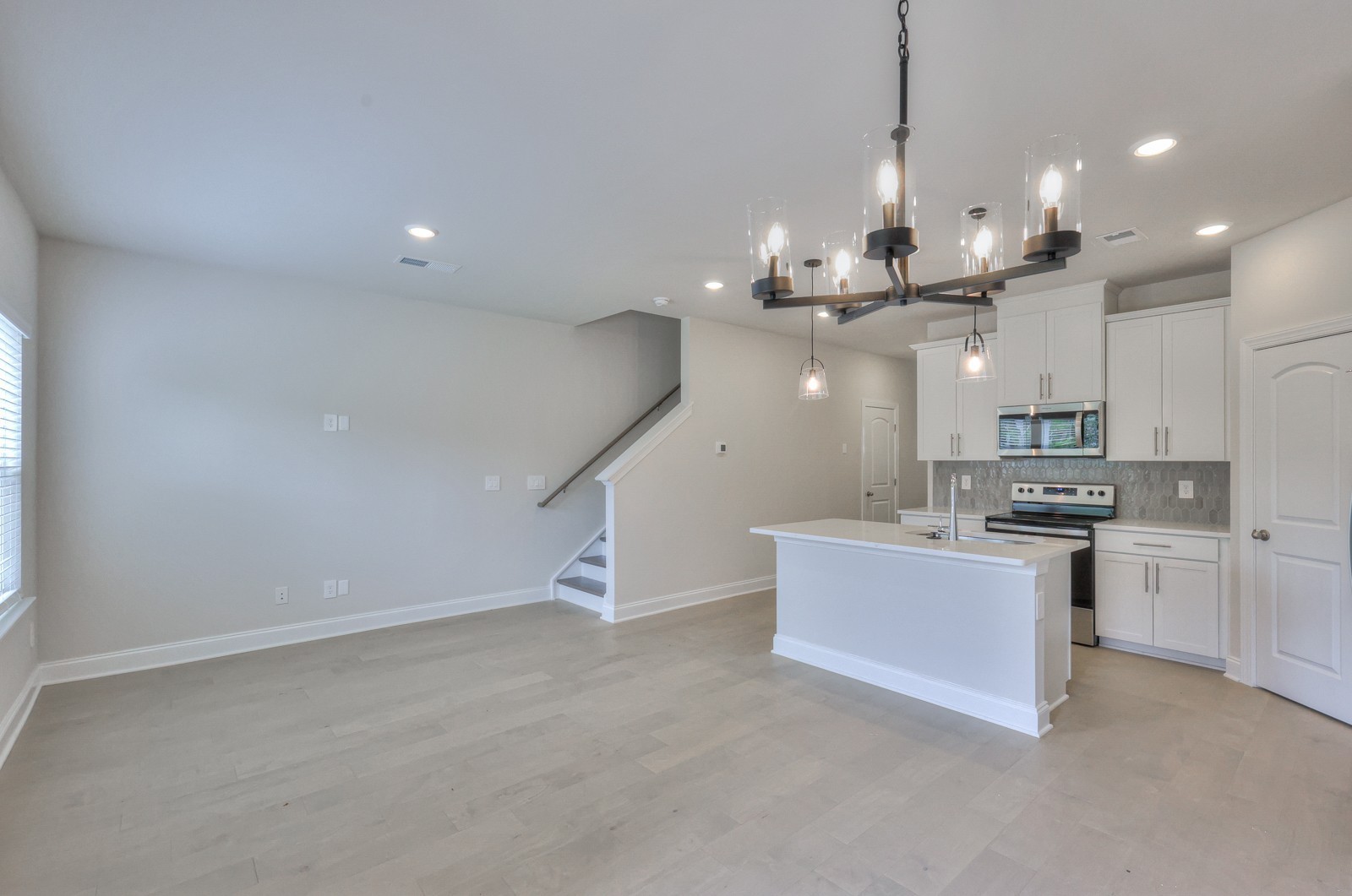 4612 Ridge Bend Dr