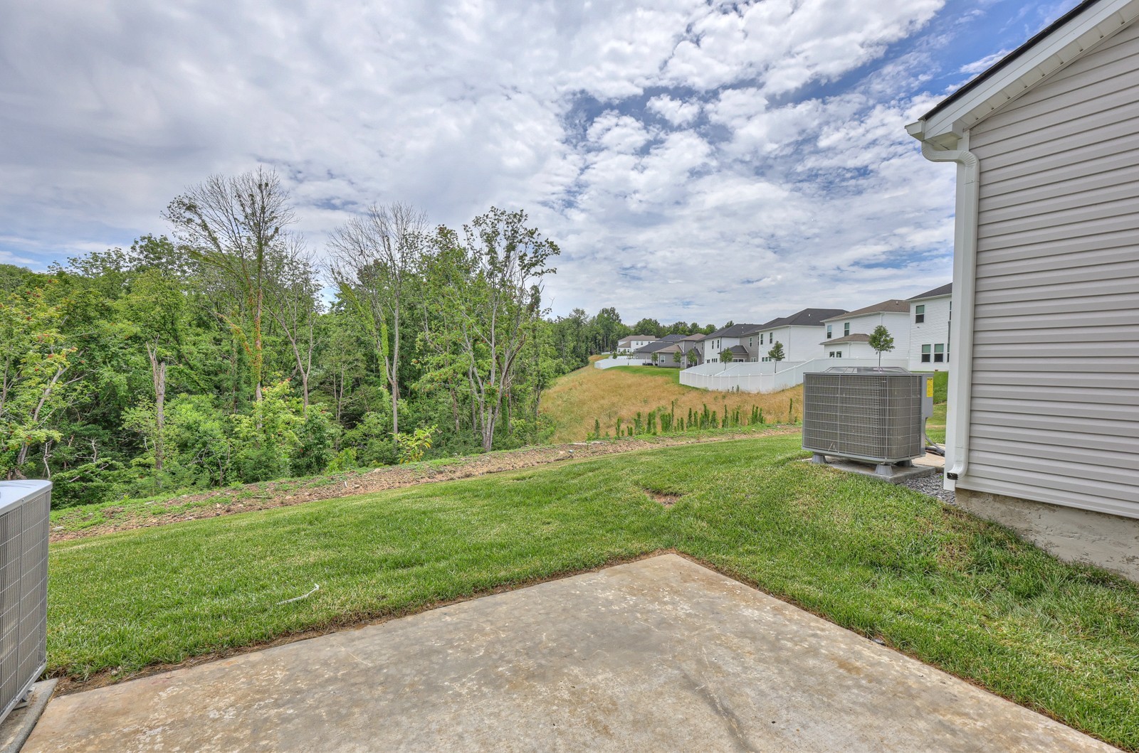 4612 Ridge Bend Dr