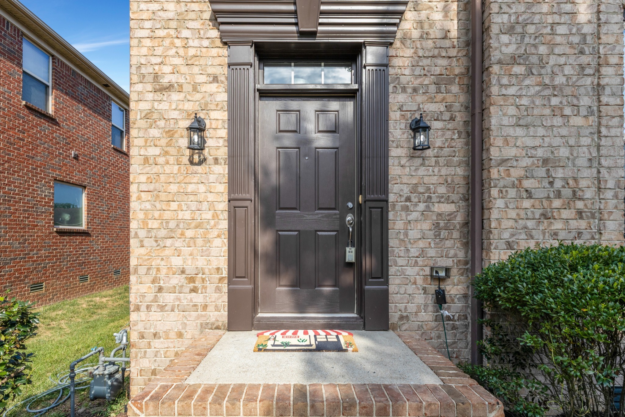 1302 Avery Park Ln