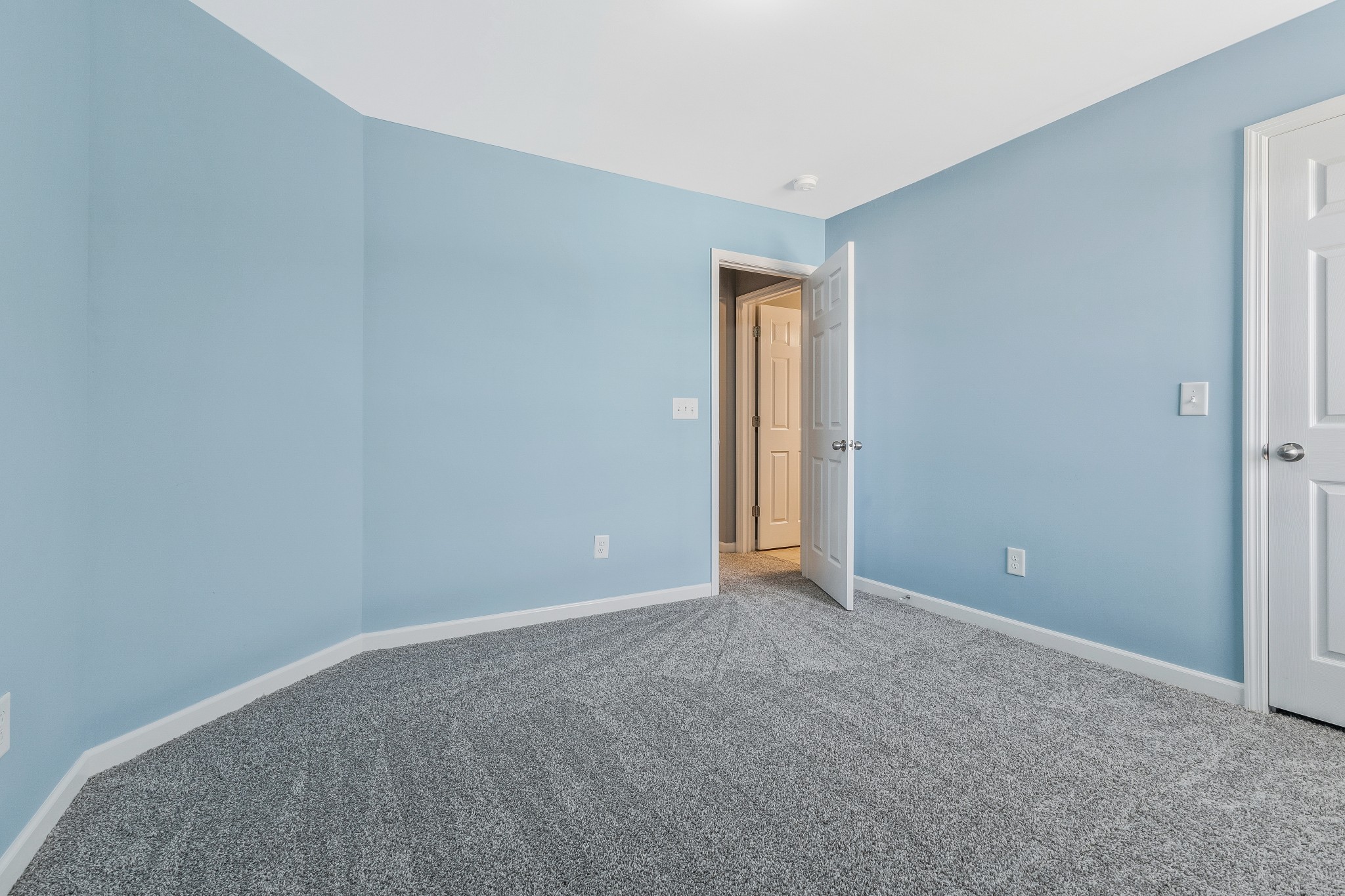 1302 Avery Park Ln