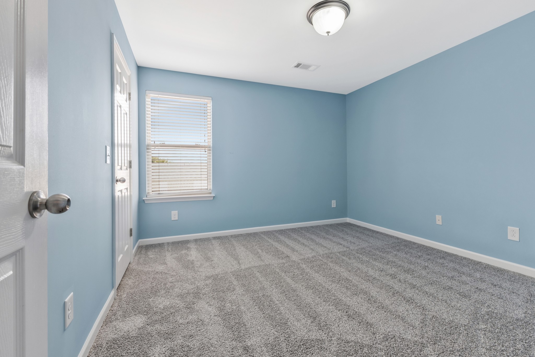1302 Avery Park Ln