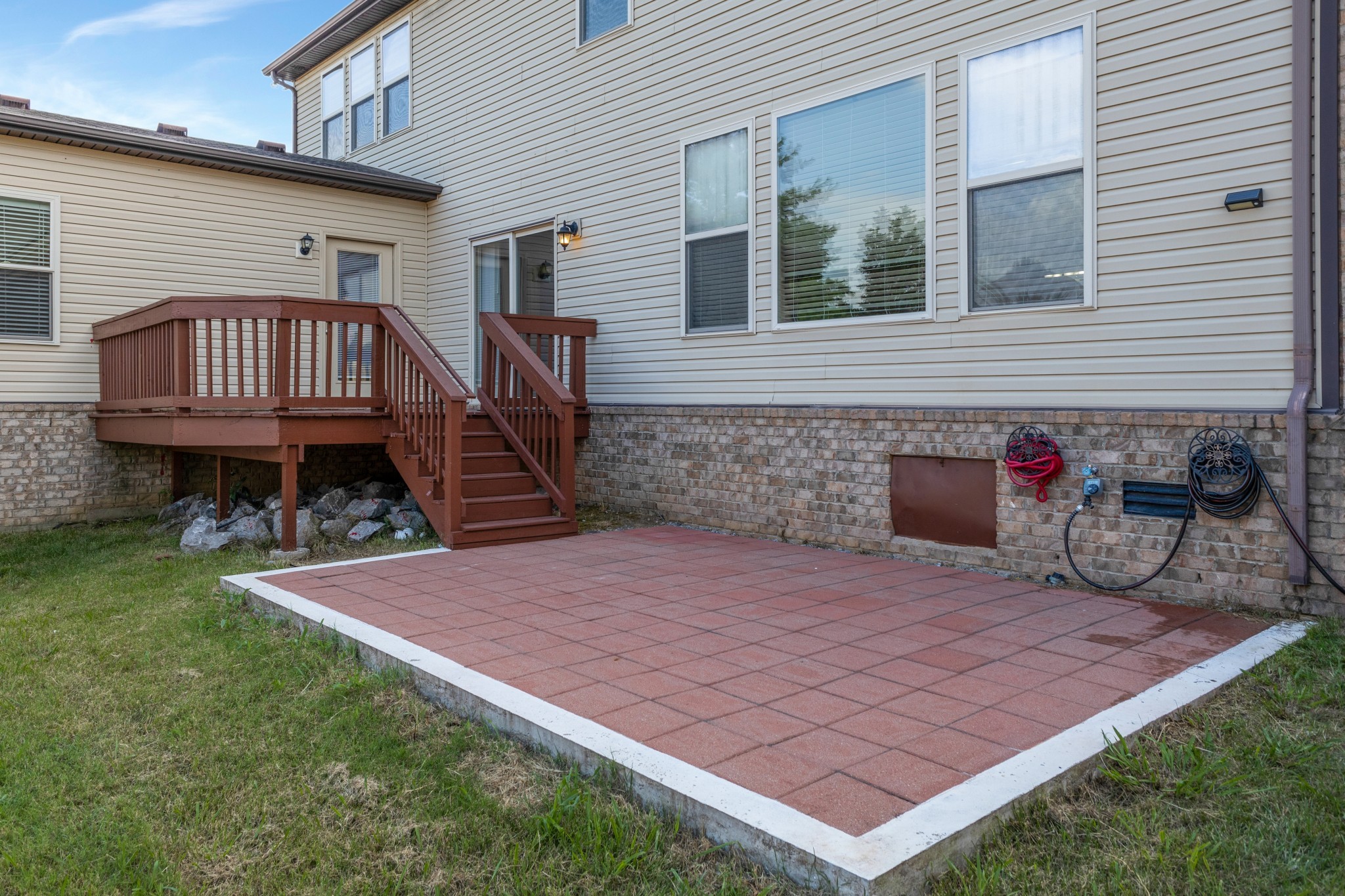 1302 Avery Park Ln