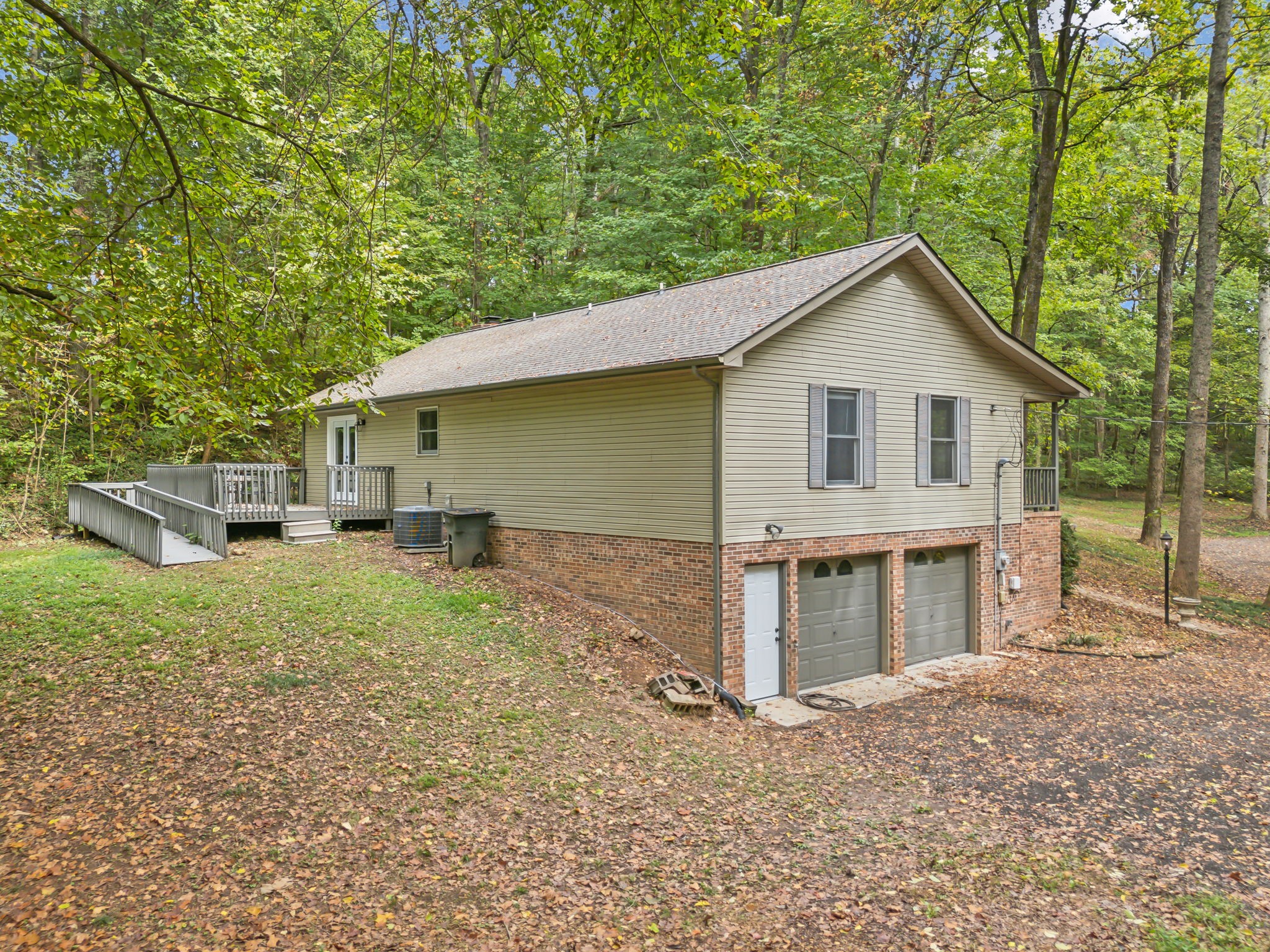1101 Johns Rd